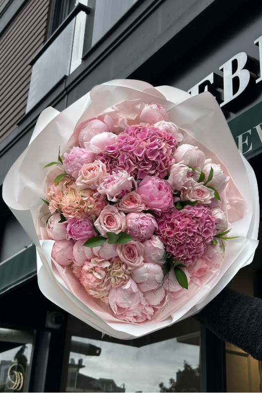 Pink In Bloom | Şakayık Ortanca Karışık Buket