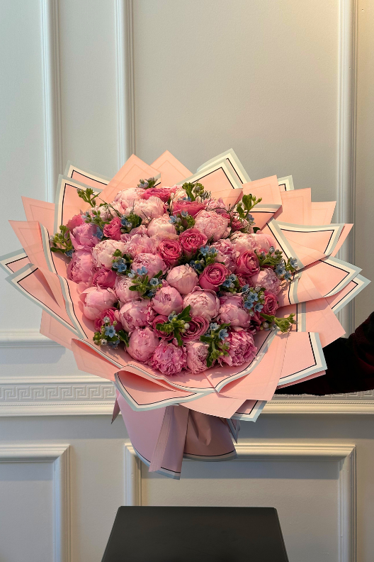 Valeria Gül Şakayık Buketi