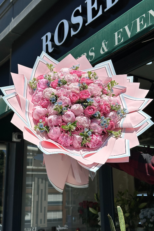 Valeria Gül Şakayık Buketi