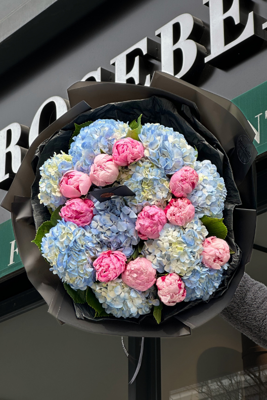 Ortanca Şakayık Buketi