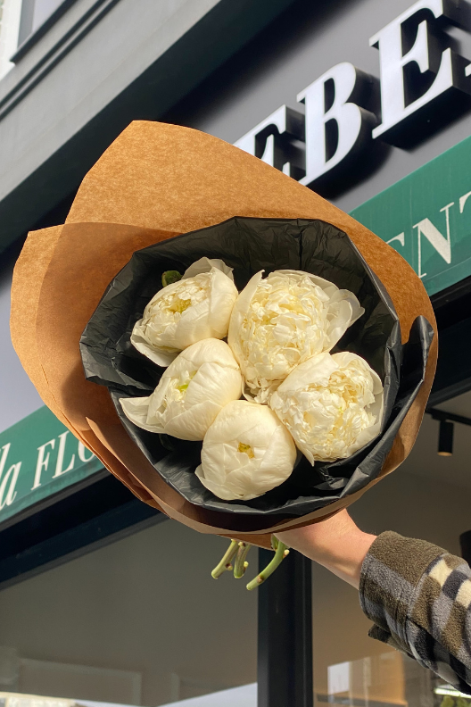 5 Beyaz Şakayık Buketi