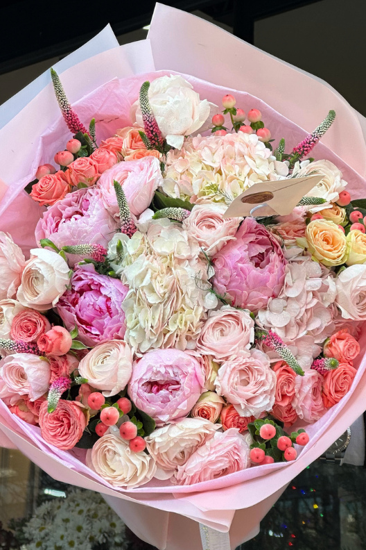 Pink Perfection Karışık Buket