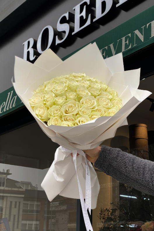 51 Beyaz Gül Buketi