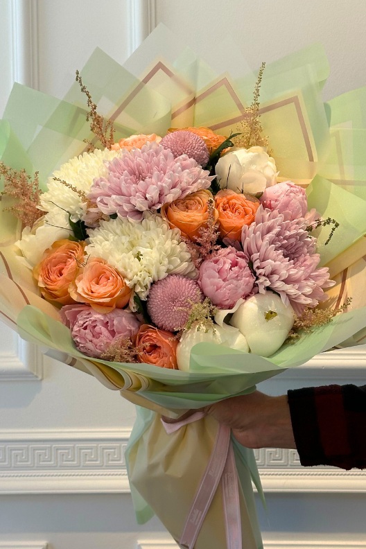 Pampered Pastels Karışık Buket