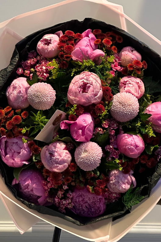 Rosebella Signature Pembe Şakayık Buketi