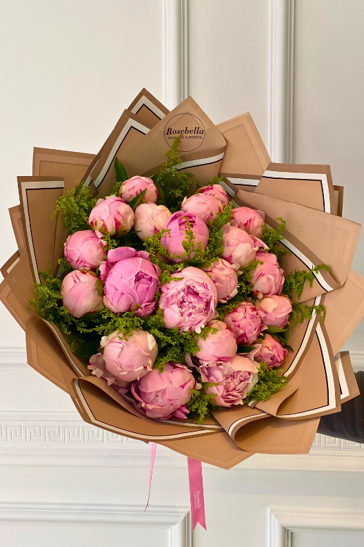 Velvety Touch Pembe Şakayık Buketi