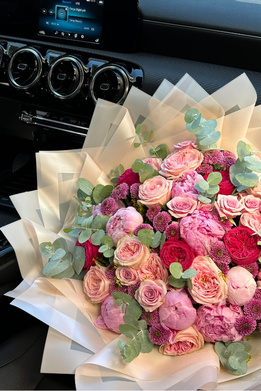 Karışık Gül Şakayık Buketi