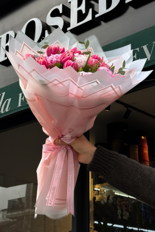 Pembe Lale Şakayık Buketi