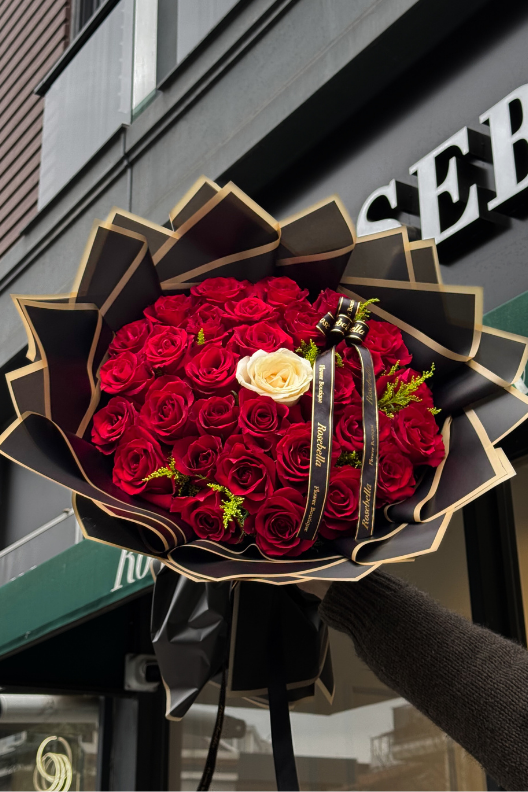 31 Kırmızı Gül Buketi