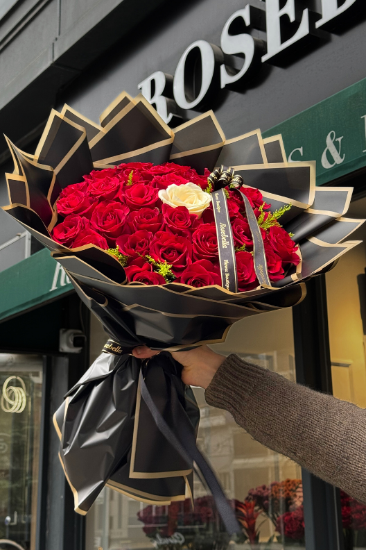 31 Kırmızı Gül Buketi