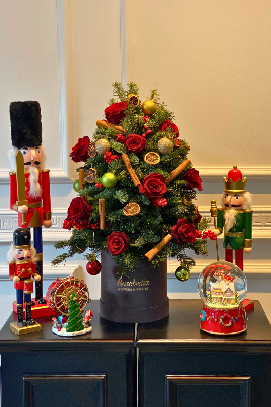 Kutuda Yılbaşı Ağacı