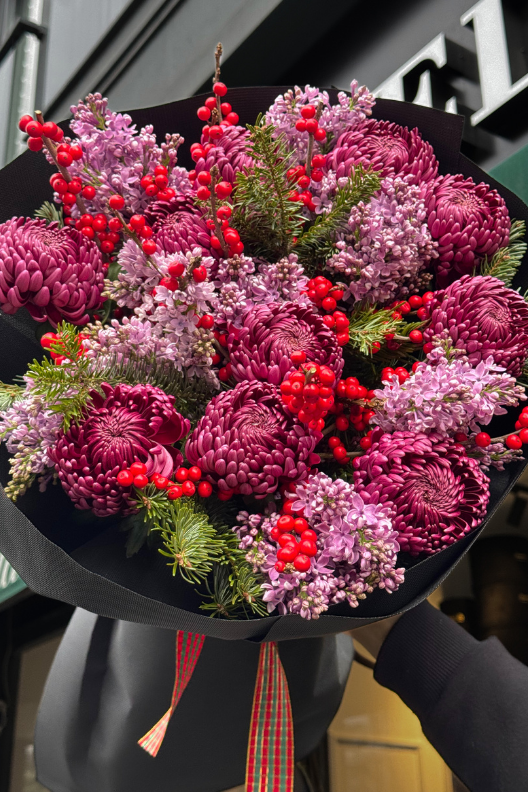 Anastasya Leylak Ilex Buketi