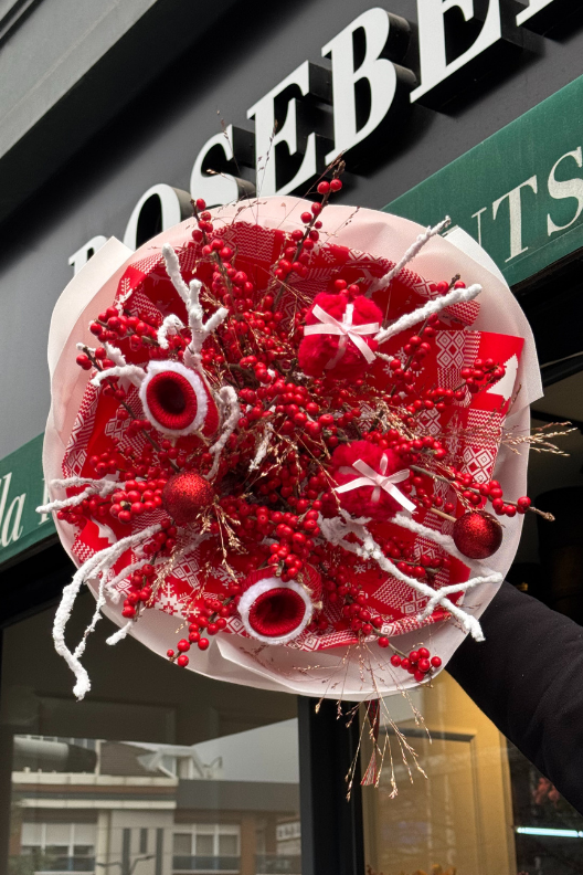 Santa Rosebella Signature