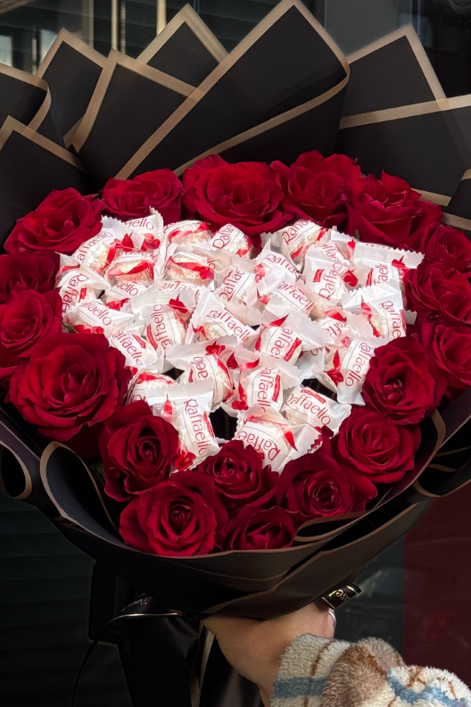 Kalpli Gül Çikolata Buketi