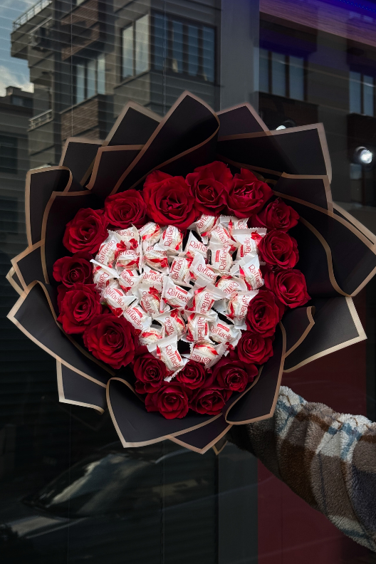 Kalpli Gül Çikolata Buketi