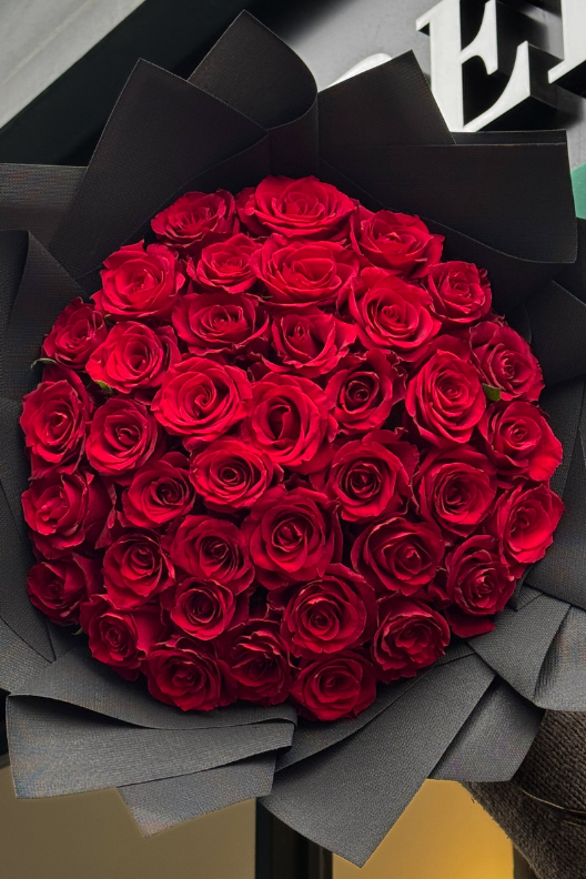 41 Kırmızı Gül Buketi