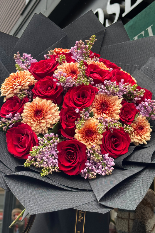 Kırmızı Gül Anastasya Leylak Buketi
