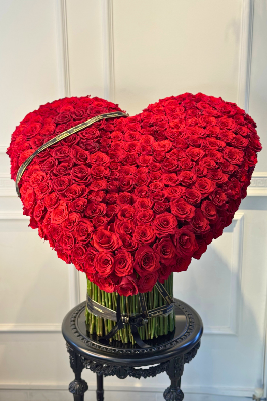 Kalpli Kırmızı Güller