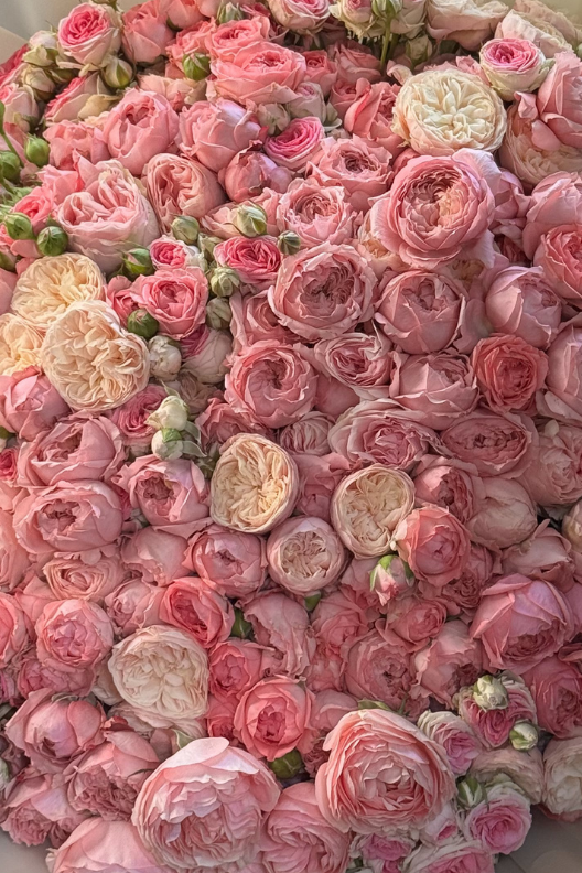 51 Hollanda Çardak Güller Buketi