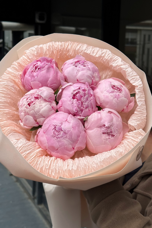 7 Premium Pembe Şakayık Buketi