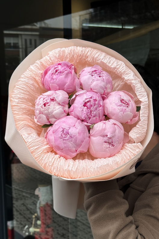 7 Premium Pembe Şakayık Buketi