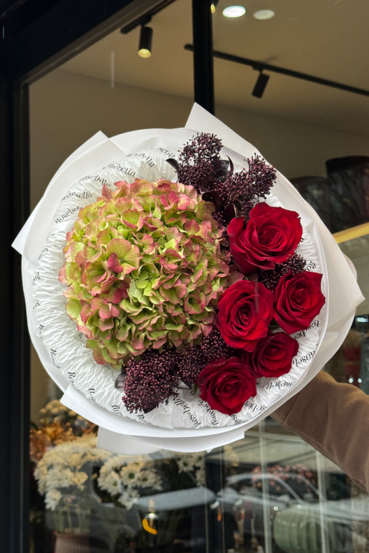 Autumn Rouge Elegance