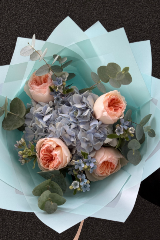 Juliet Güllü Mavi Ortanca Buketi