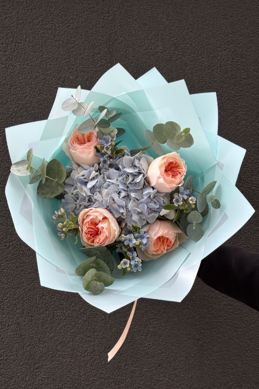 Juliet Güllü Mavi Ortanca Buketi