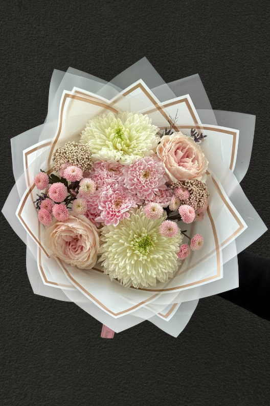 Wabara Tsumigi Güllü & Anastasyalı Premium Buket