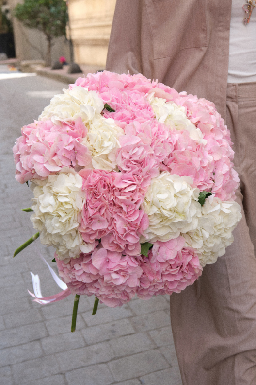 Pembe Beyaz Ortanca Buketi