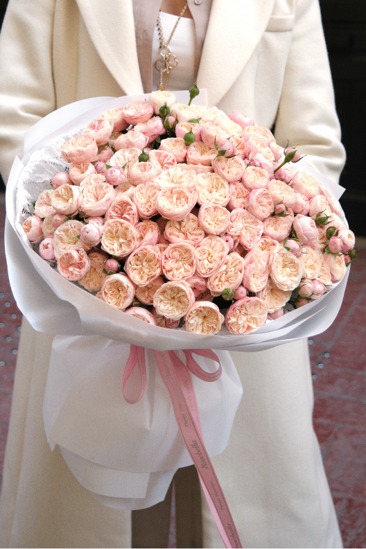 Royal Blush Pembe Güller Buketi