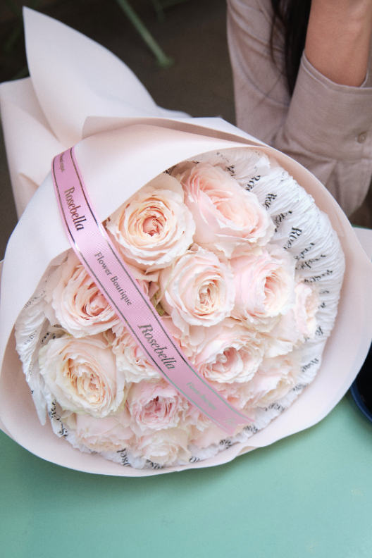 Tsumugi Blush – 15 Dal Wabara Gül Buketi