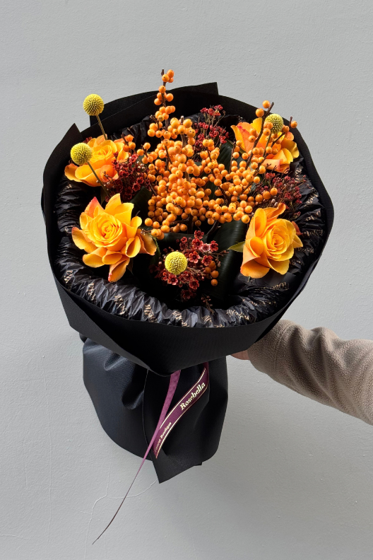 Sonbahar Çiçek Buketi – Amber Noir