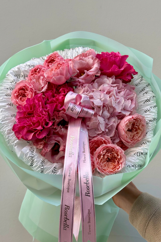 Pembe Çiçek Buketi – Rosé Éclat